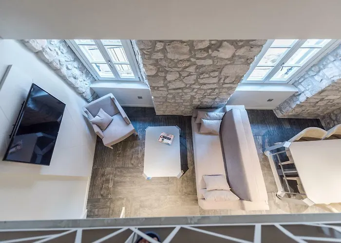 Alma Lofts